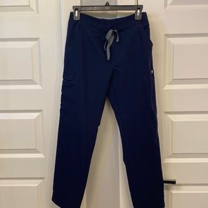 Figs navy Kade scrub pants small/petite